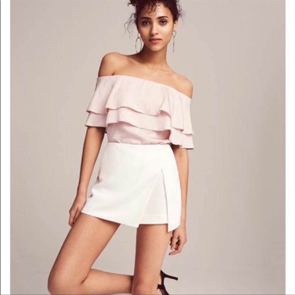 Express blush pink off shoulders top xs Barbie!